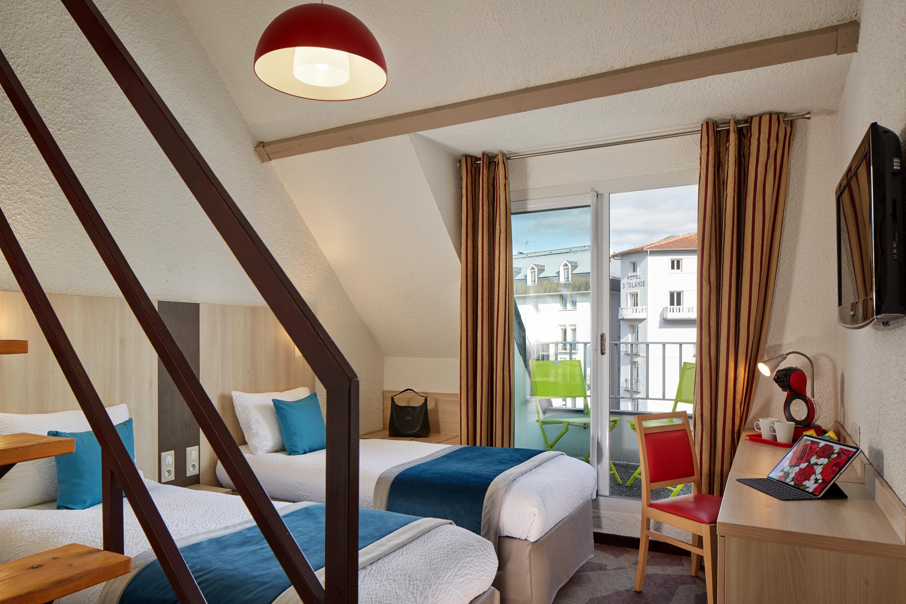 Roissy Hotel 4*