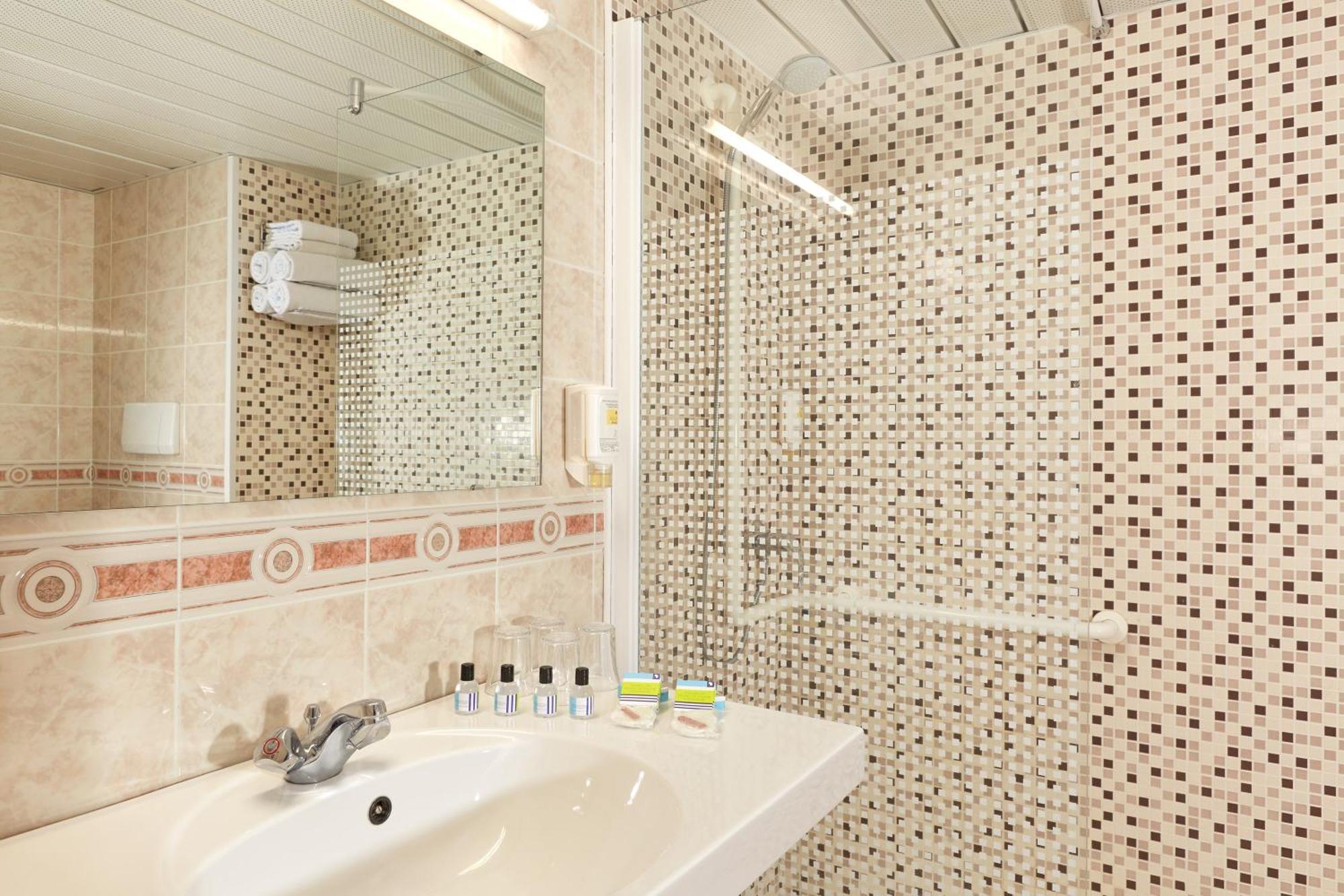 Roissy Hotel Lourdes