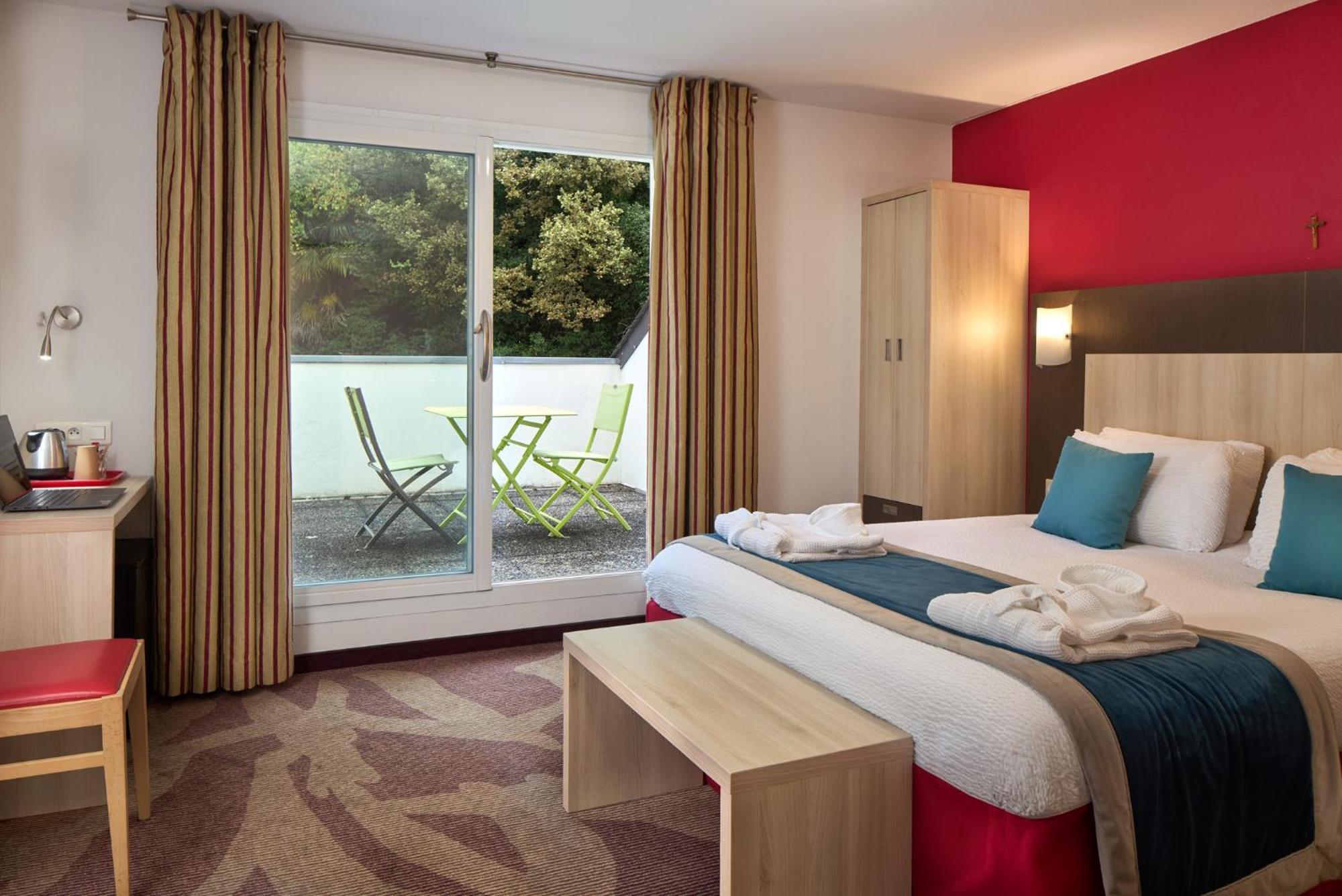 Roissy 4* Lourdes